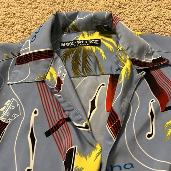 Guitar Hawaiian button shirt - Picture 2 of 3